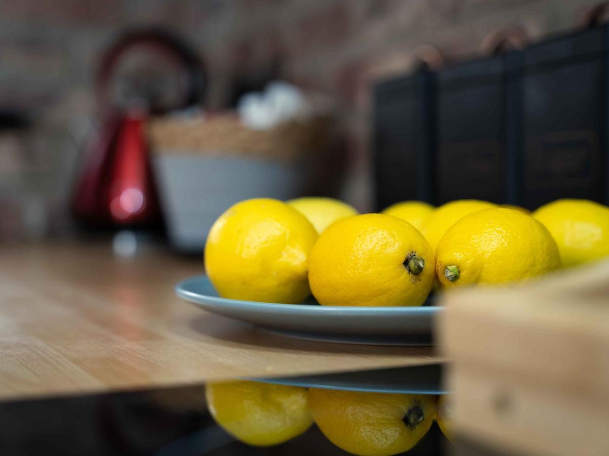 Pass The Keys Amazing, Newly Renovated 5Bedroom House Sleeps 10 Scarborough Buitenkant foto